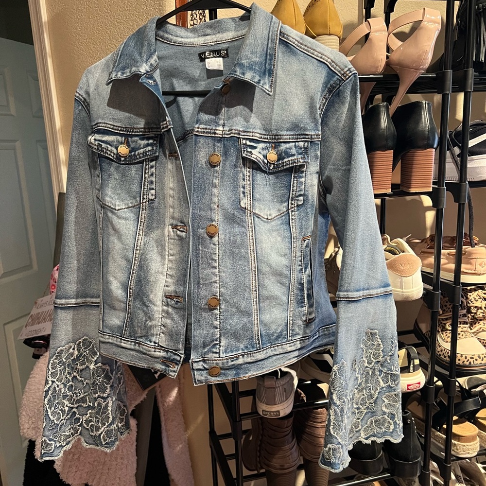 Venus Jean jacket